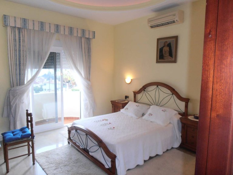 Villa  for sale in Benalmádena, Malaga 21