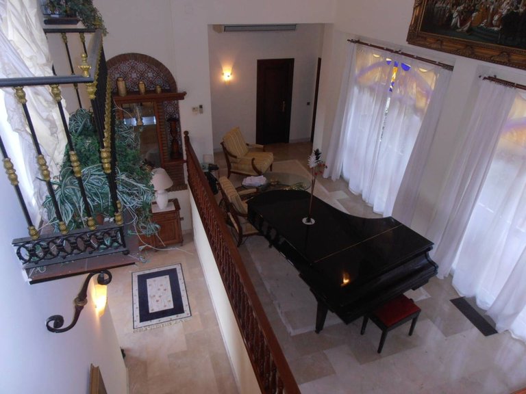 Villa  for sale in Benalmádena, Malaga 43