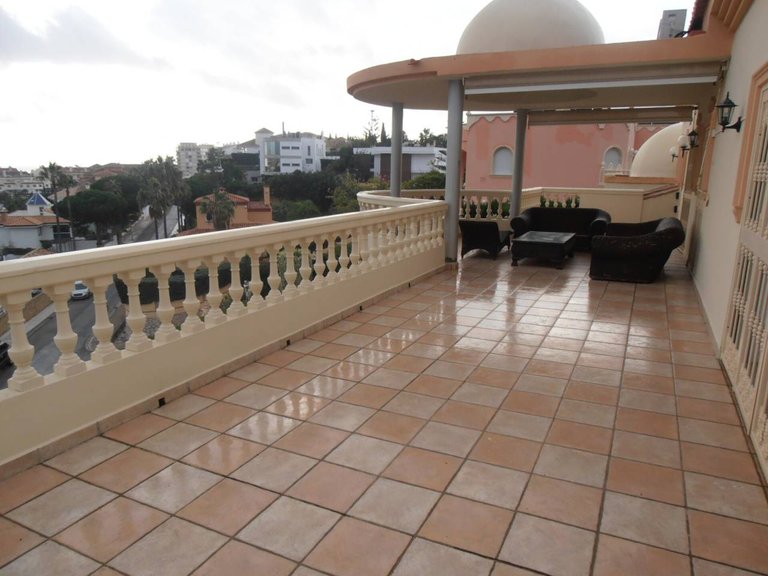 Villa  for sale in Benalmádena, Malaga 53
