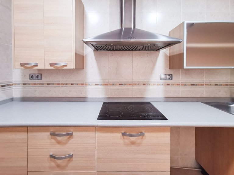 Town House for Sale in Alguena, Alicante 32
