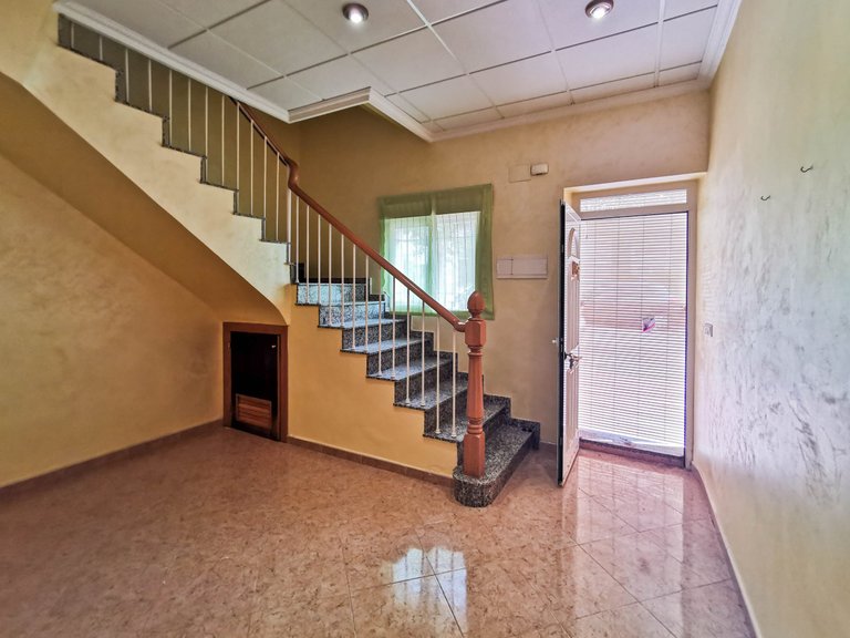 Town House for Sale in Alguena, Alicante 38