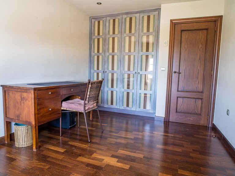 Villa for Sale in Elda, Alicante 49