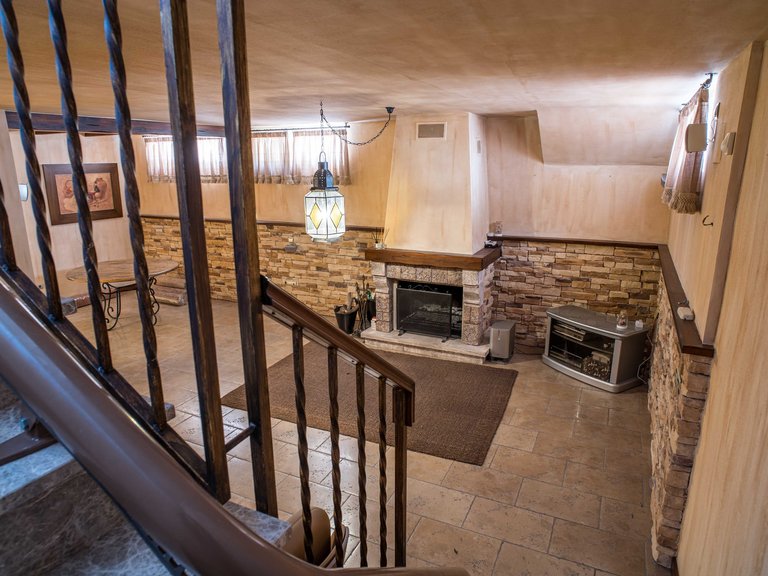 Villa for Sale in Elda, Alicante 45