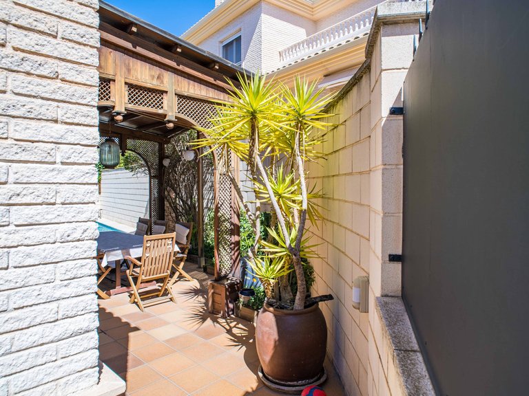 Villa for Sale in Elda, Alicante 10