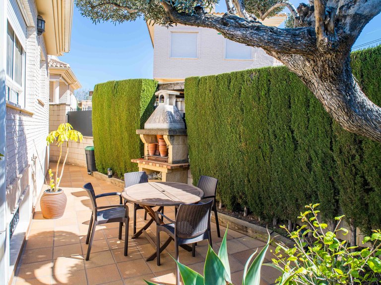 Villa for Sale in Elda, Alicante 13