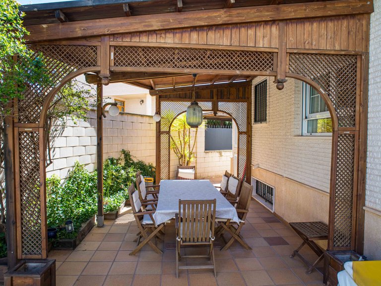 Villa for Sale in Elda, Alicante 9