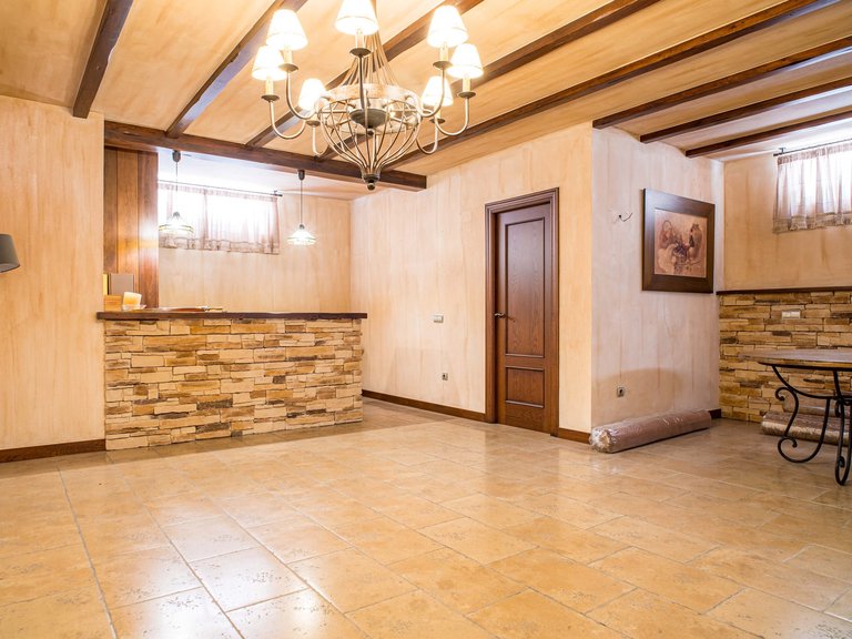 Villa for Sale in Elda, Alicante 42