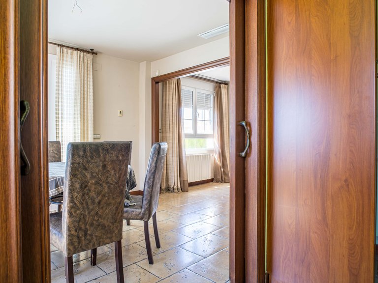 Villa for Sale in Elda, Alicante 34