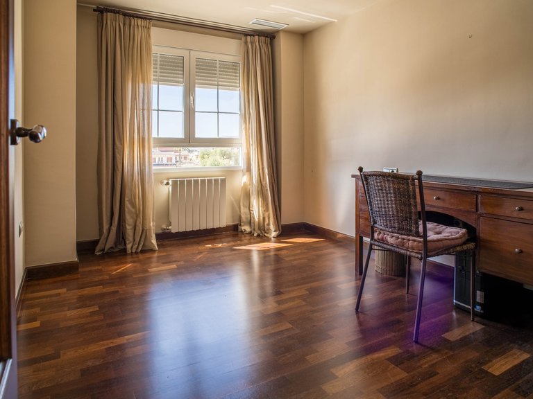 Villa for Sale in Elda, Alicante 48