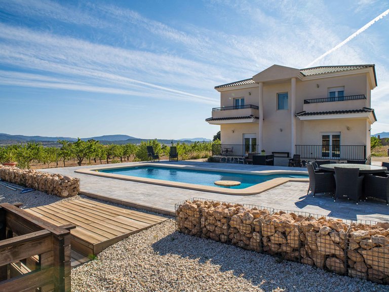 Villa for Sale in Lel, Alicante 2