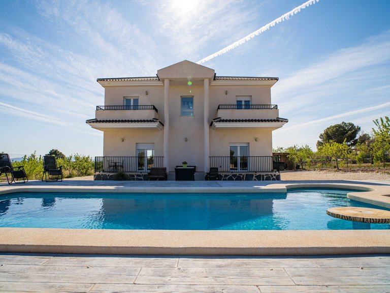 Villa for Sale in Lel, Alicante 16