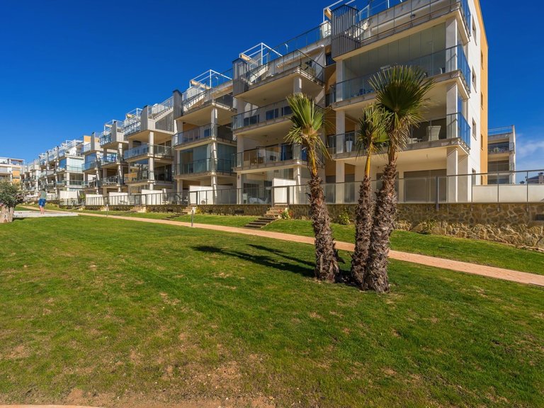 Apartment for Sale in Costa Blanca Orihuela Costa, Alicante 2