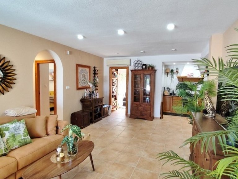 Villa for Sale in Inland San Miguel De Salinas, Alicante 6