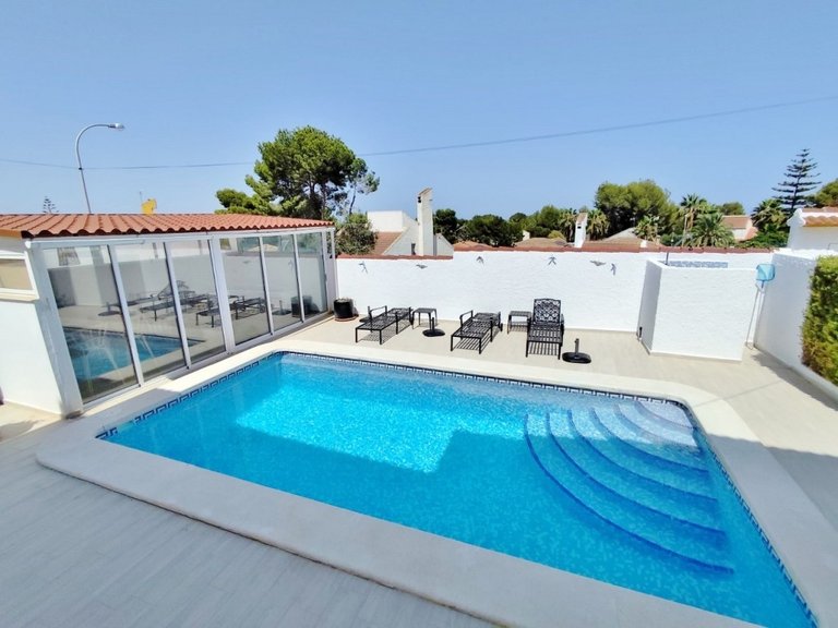 Villa for Sale in Inland San Miguel De Salinas, Alicante 40