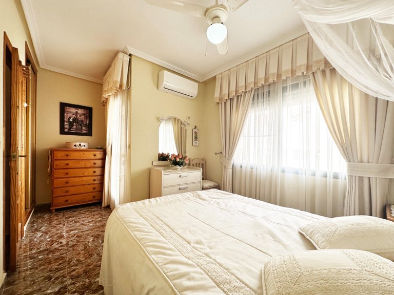 Town House for Sale in Costa Blanca Orihuela Costa, Alicante 33