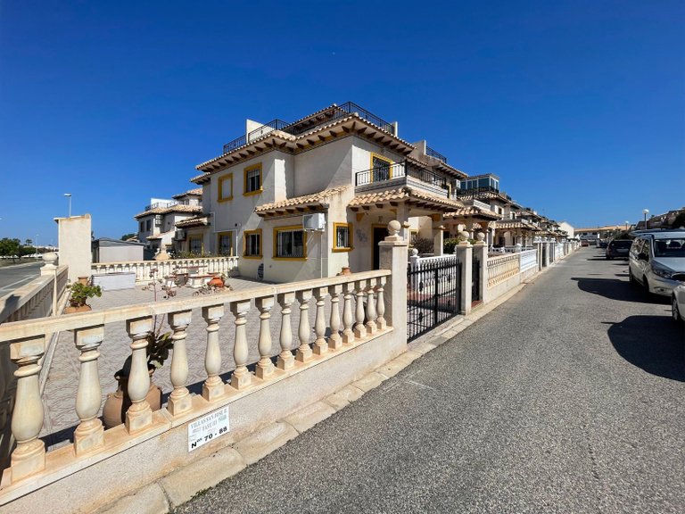 Town House for Sale in Orihuela Costa, Alicante 36