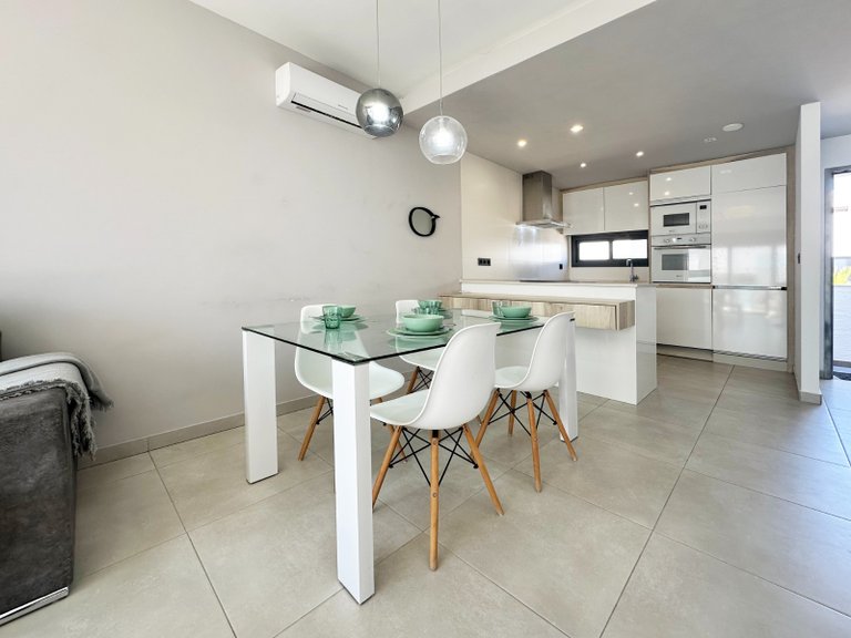 Apartment for Sale in Costa Blanca Guardamar Del Segura, Alicante 5