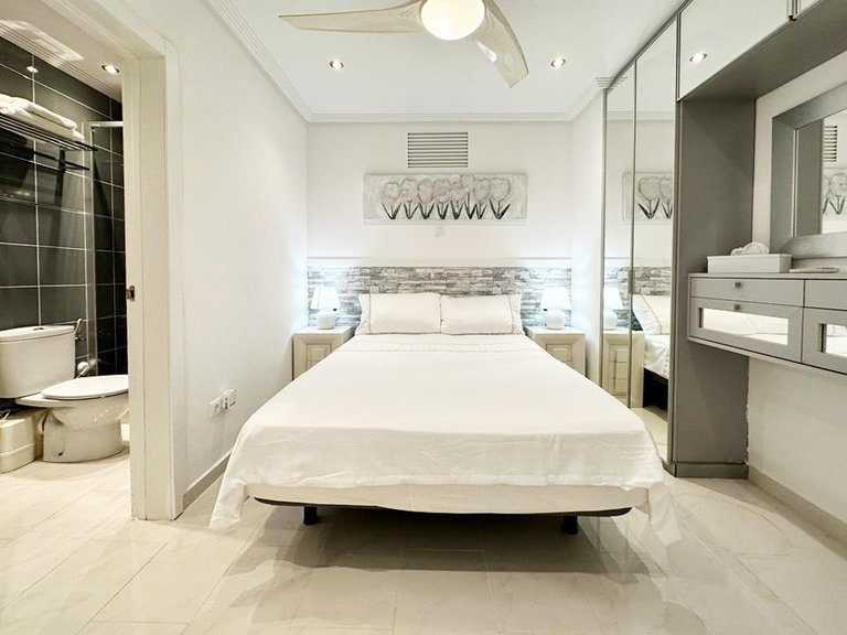 Villa for Sale in San Miguel De Salinas, Alicante 44