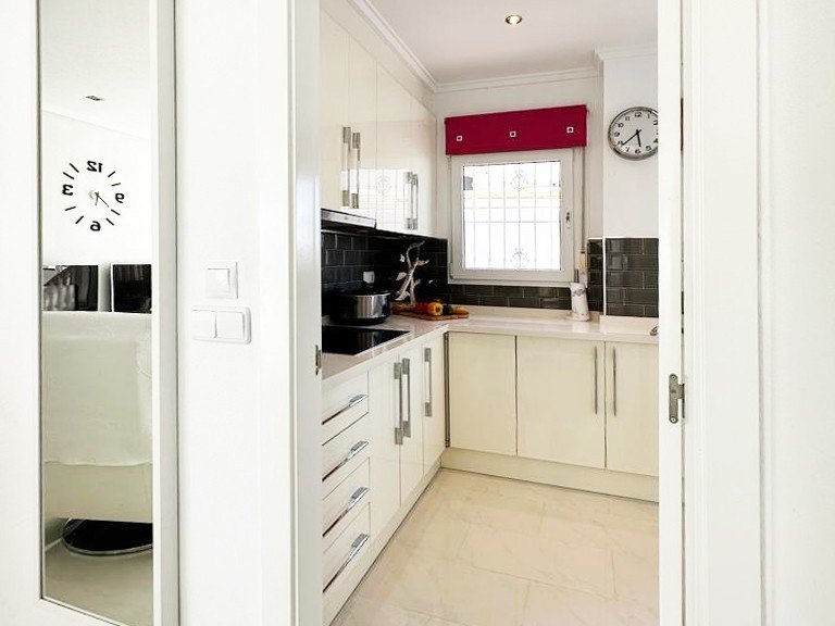 Villa for Sale in San Miguel De Salinas, Alicante 23