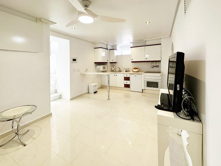 Villa for Sale in San Miguel De Salinas, Alicante 46
