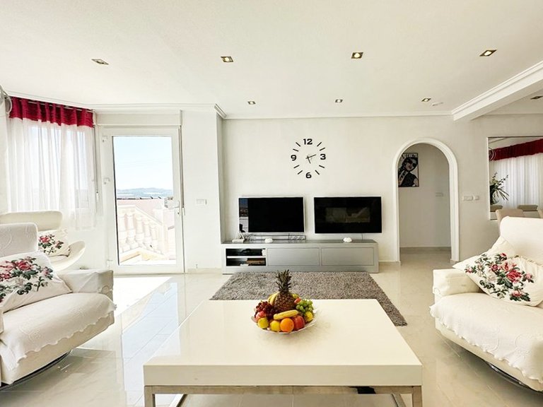 Villa for Sale in San Miguel De Salinas, Alicante 5