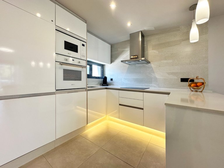 Penthouse for Sale in Guardamar Del Segura, Alicante 7