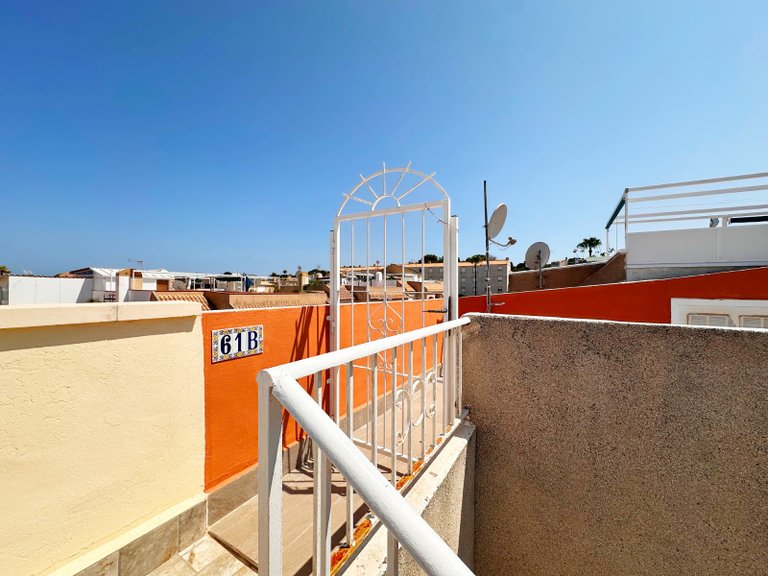 Villa for Sale in Torrevieja, Alicante 28