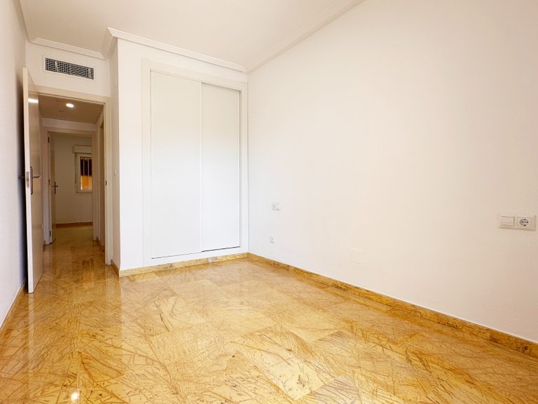 Apartment for Sale in Costa Blanca Orihuela Costa, Alicante 21