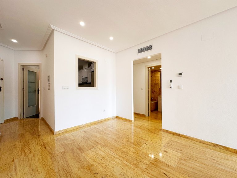 Apartment for Sale in Costa Blanca Orihuela Costa, Alicante 17
