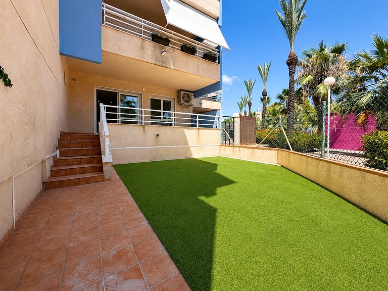 Apartment for Sale in Costa Blanca Orihuela Costa, Alicante 2