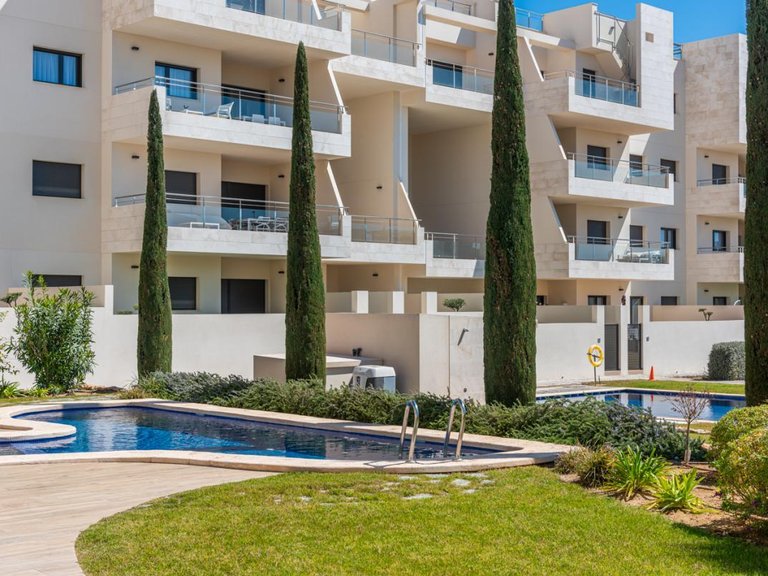 Apartment for Sale in Villamartin, Alicante 29