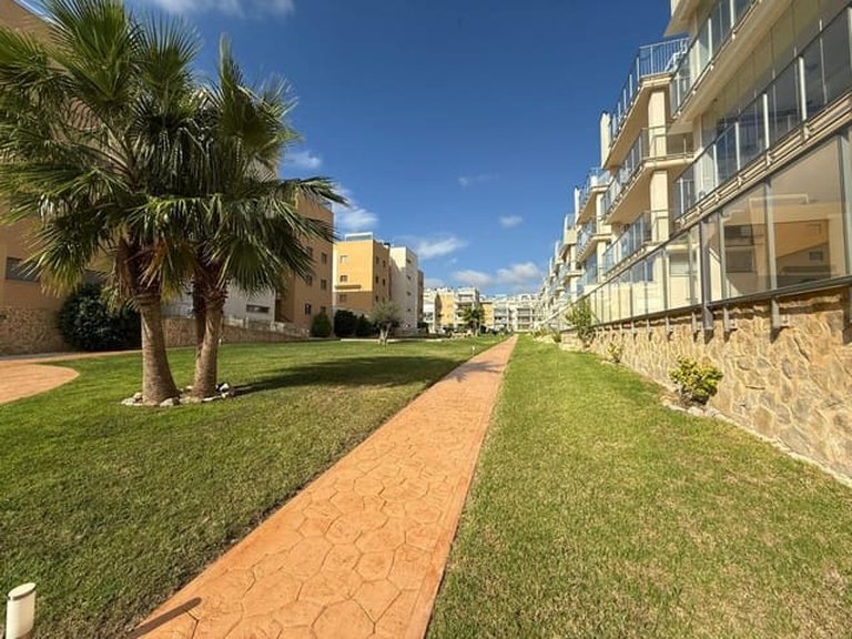 Apartment for Sale in Villamartin, Alicante 15