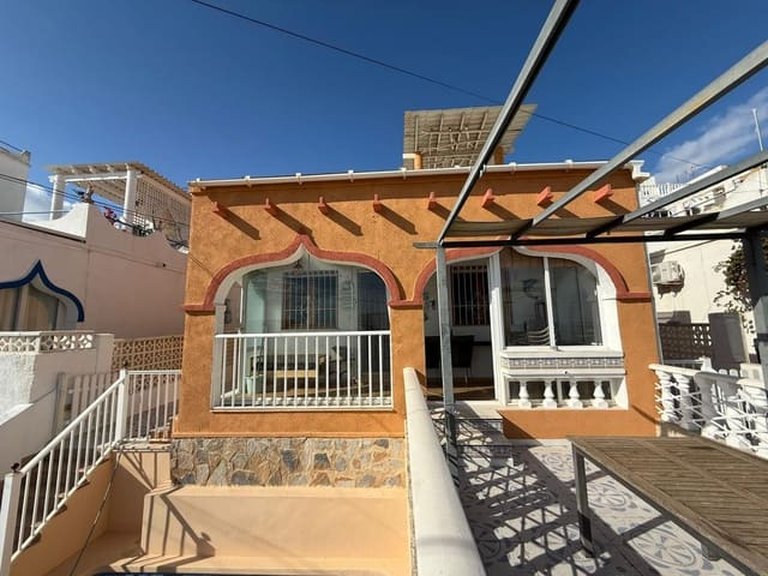 Villa for Sale in San Miguel De Salinas, Alicante 14