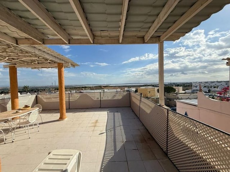 Villa for Sale in San Miguel De Salinas, Alicante 31