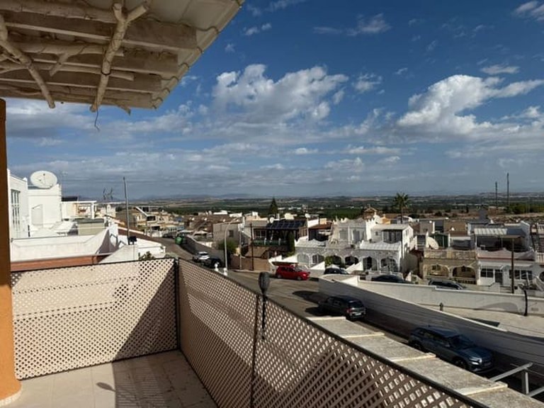 Villa for Sale in San Miguel De Salinas, Alicante 40