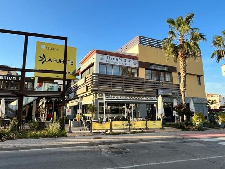 Commercial for Sale in Villamartin, Alicante 8