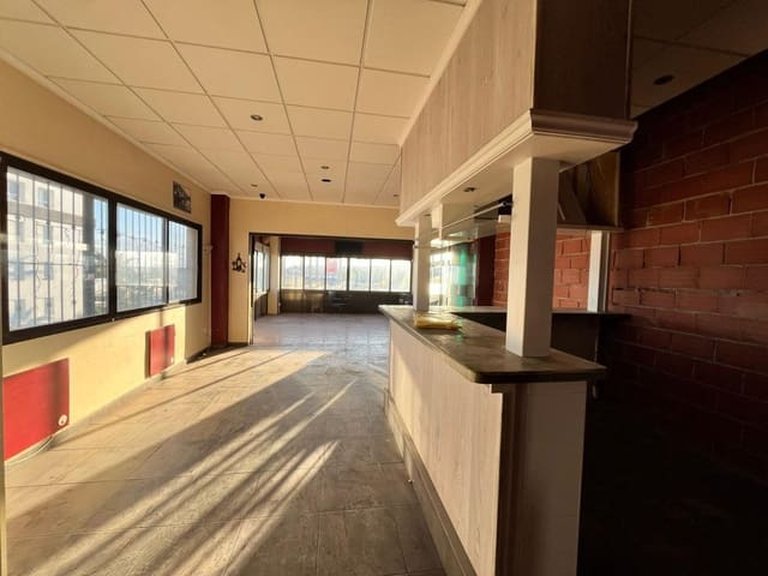 Commercial for Sale in Villamartin, Alicante 10