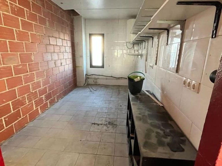 Commercial for Sale in Villamartin, Alicante 20