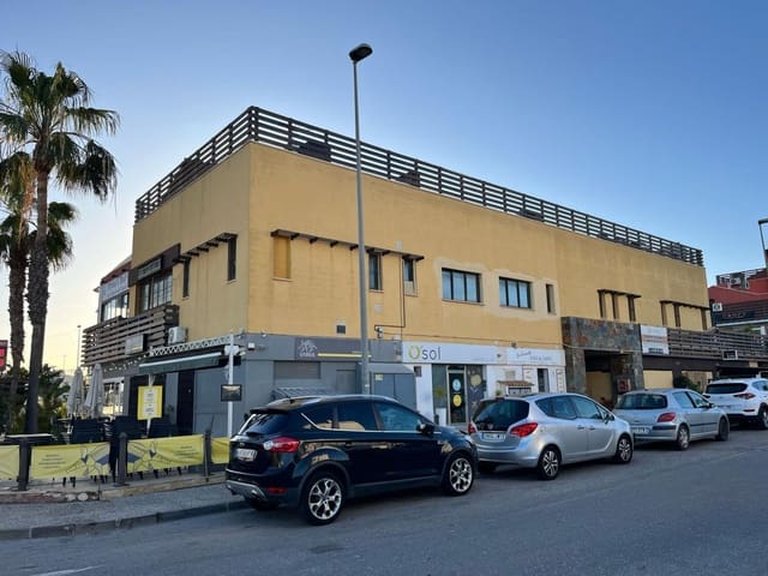 Commercial for Sale in Villamartin, Alicante 21