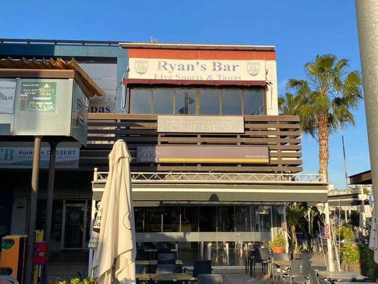 Commercial for Sale in Villamartin, Alicante 29