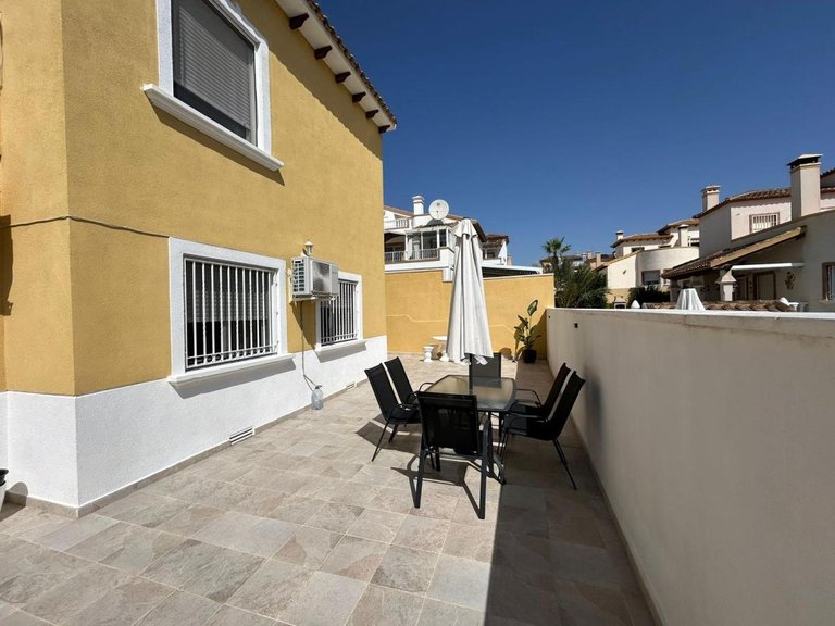 Villa for Sale in San Miguel De Salinas, Alicante 14