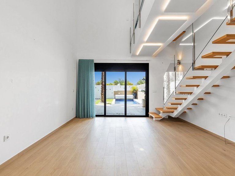Villa for Sale in Costa Blanca Benijofar, Alicante 2