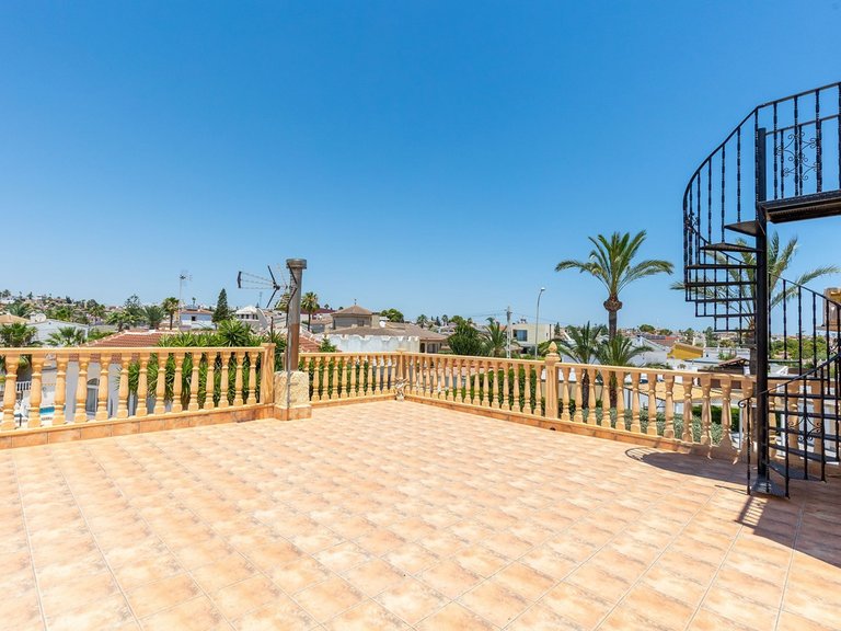Villa for Sale in Costa Blanca Ciudad Quesada, Alicante 4