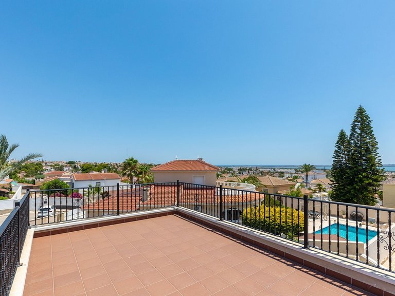 Villa for Sale in Costa Blanca Ciudad Quesada, Alicante 26