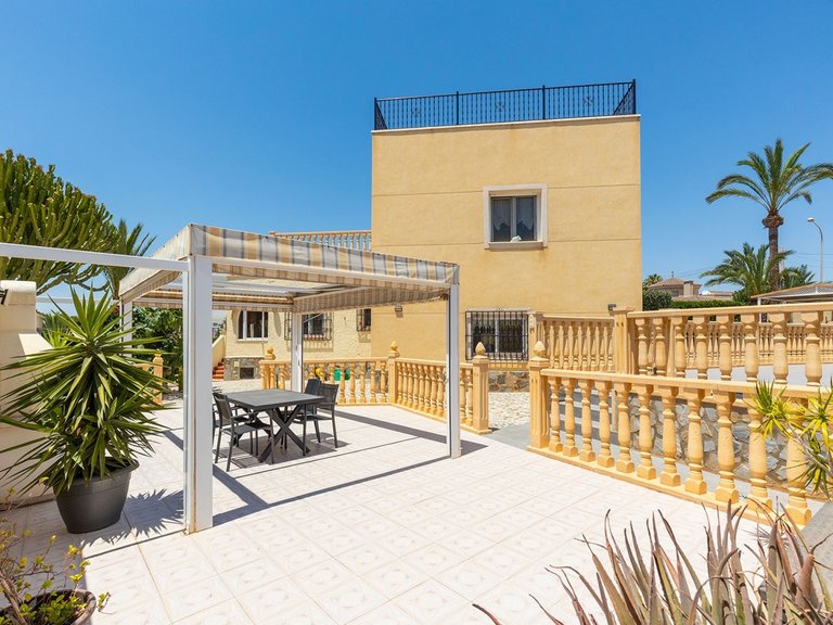Villa for Sale in Costa Blanca Ciudad Quesada, Alicante 32