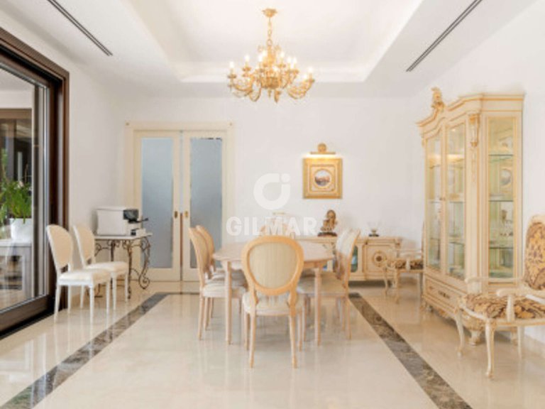 Villa for Sale in Atalaya Isdabe, Malaga 6