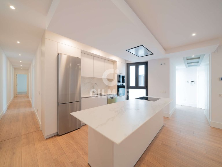 Apartment for Rent in Madrid, Madrid 5