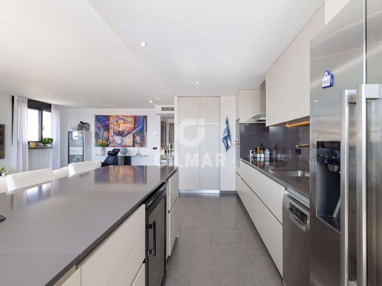 Penthouse for Sale in Estepona, Malaga 19