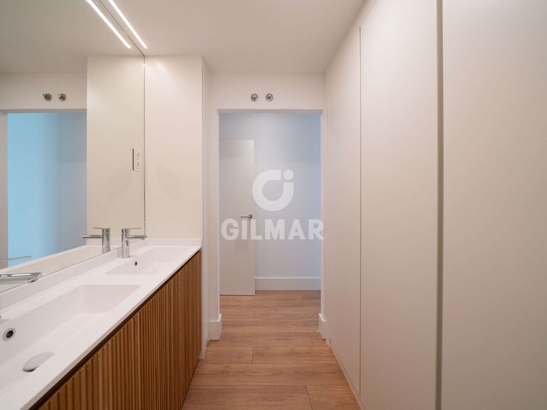 Apartment for Rent in Madrid, Madrid 25