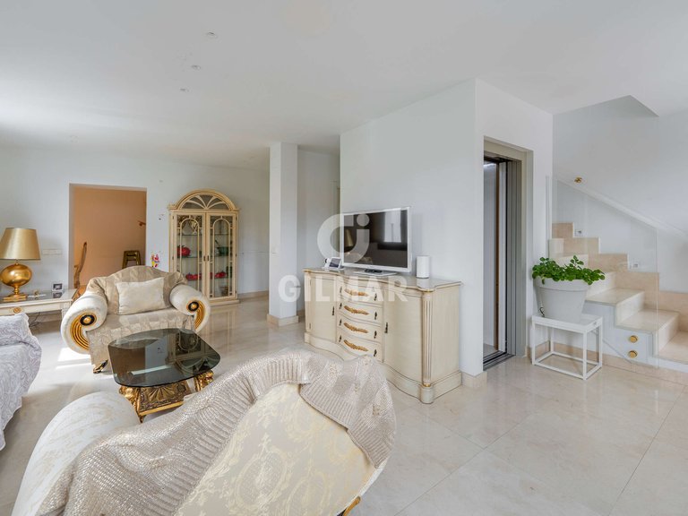 Villa for Rent in Madrid, Madrid 30